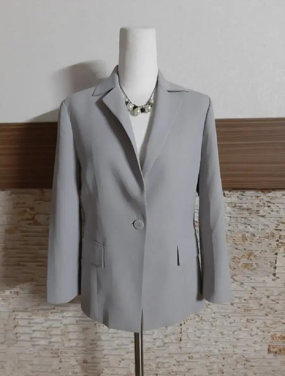 CAVA 여성 자켓