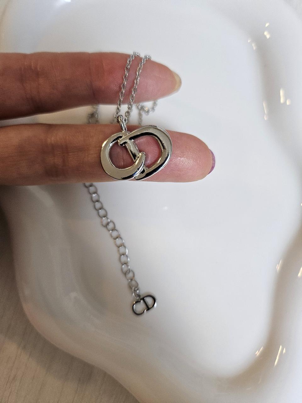 디올 업사이클링 은장 목걸이