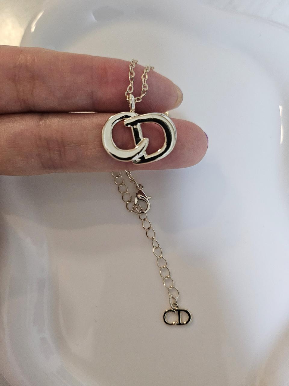 디올 업사이클링 샴페인골드 목걸이
