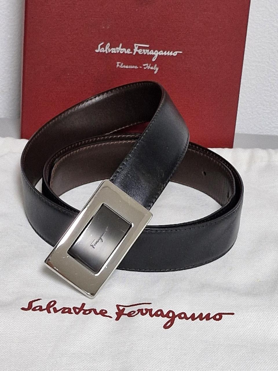 페라가모 양면 가죽벨트 정품입니다