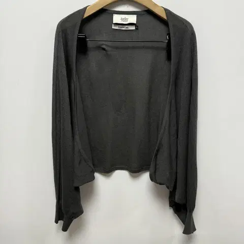 (72) 아뜰리에 나인 노버튼 가디건