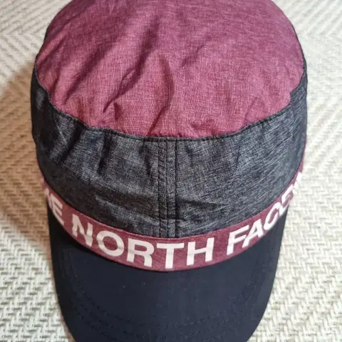 노스페이스 버건디/그레이 기능성 군모 캠프캡 등산 모자