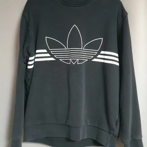 아디다스 파이어버드 불꽃 맨투맨 티셔츠