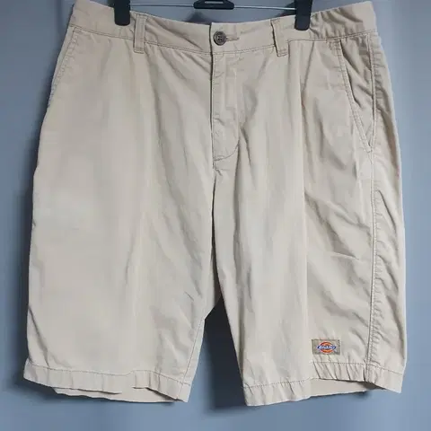 디키즈 하프 치노 팬츠