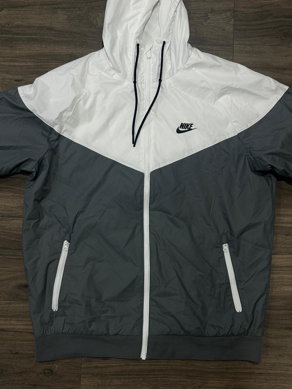 나이키 윈드러너 바람막이