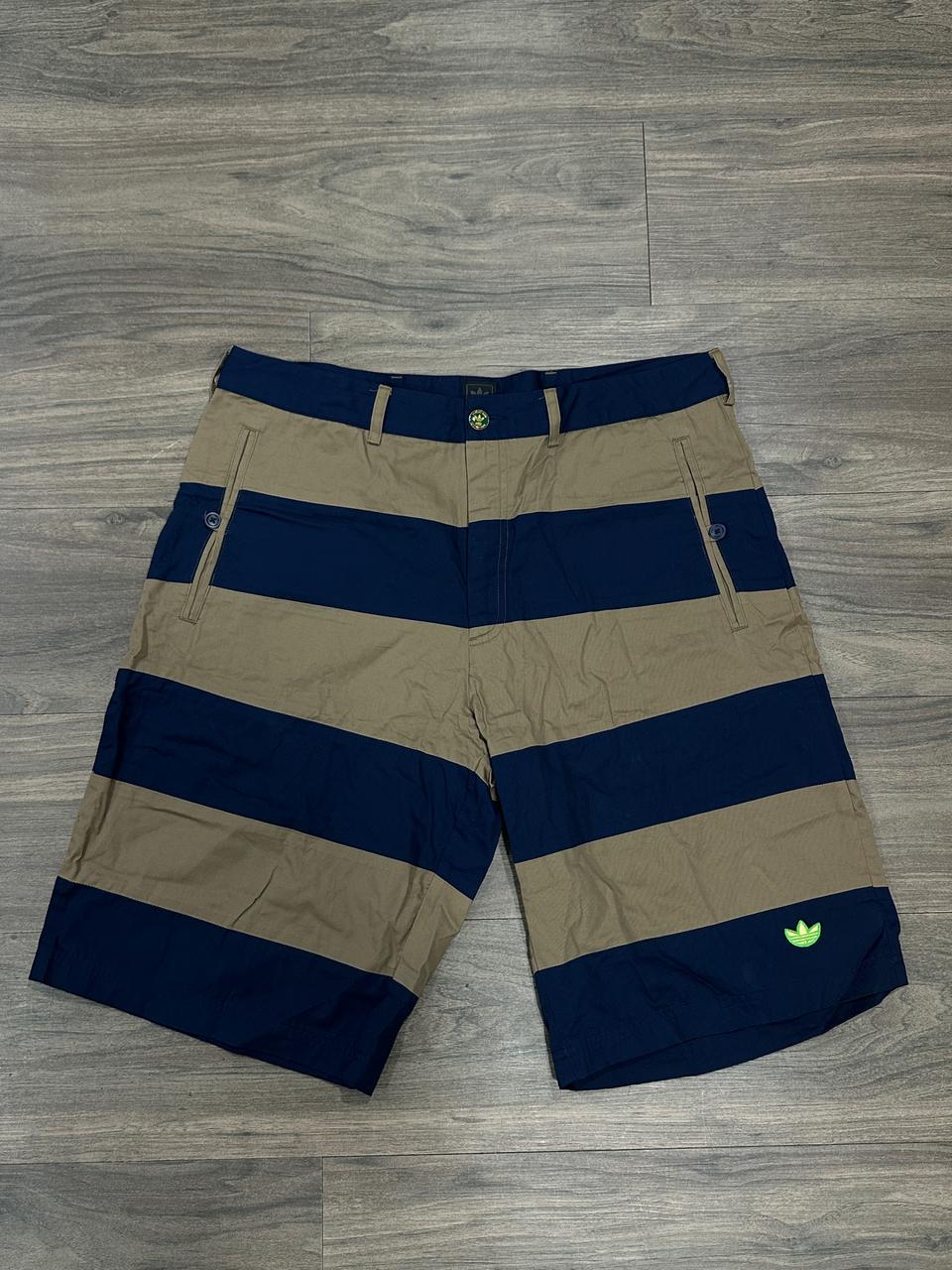 아디다스 버뮤다 반바지 네이비/카키