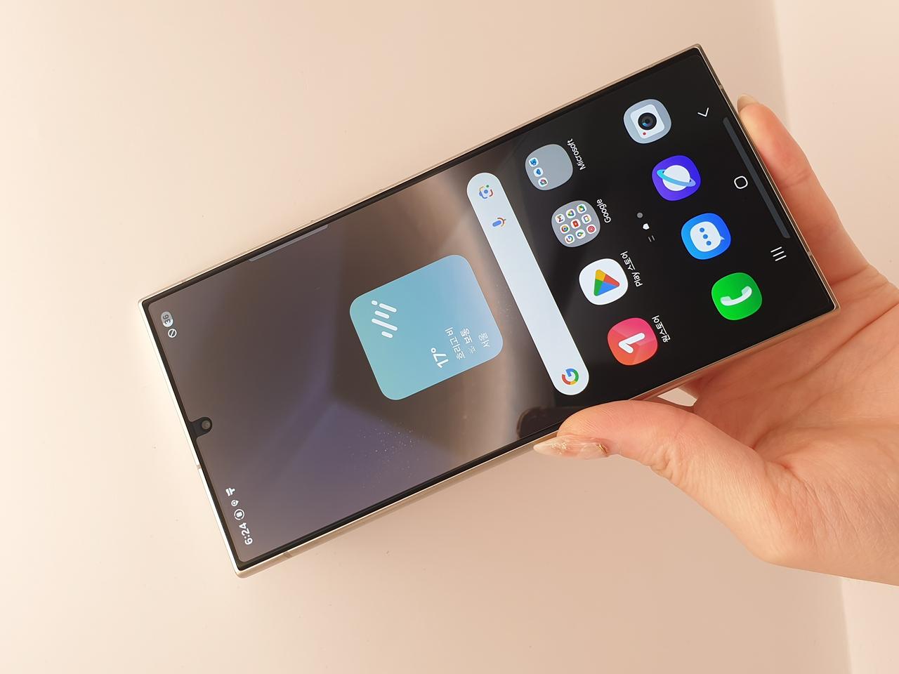 갤럭시S24울트라 티타늄그레이 256기가 A급 판매합니다