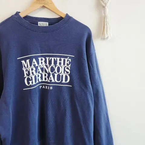 마리떼 프랑소와저버 맨투맨 L