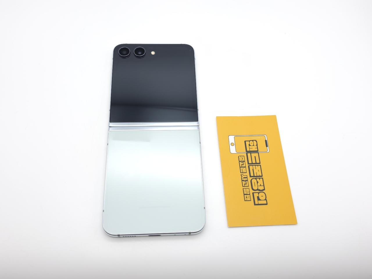 #중고폰 갤럭시Z플립5 512GB 민트 (무잔상) / 1011