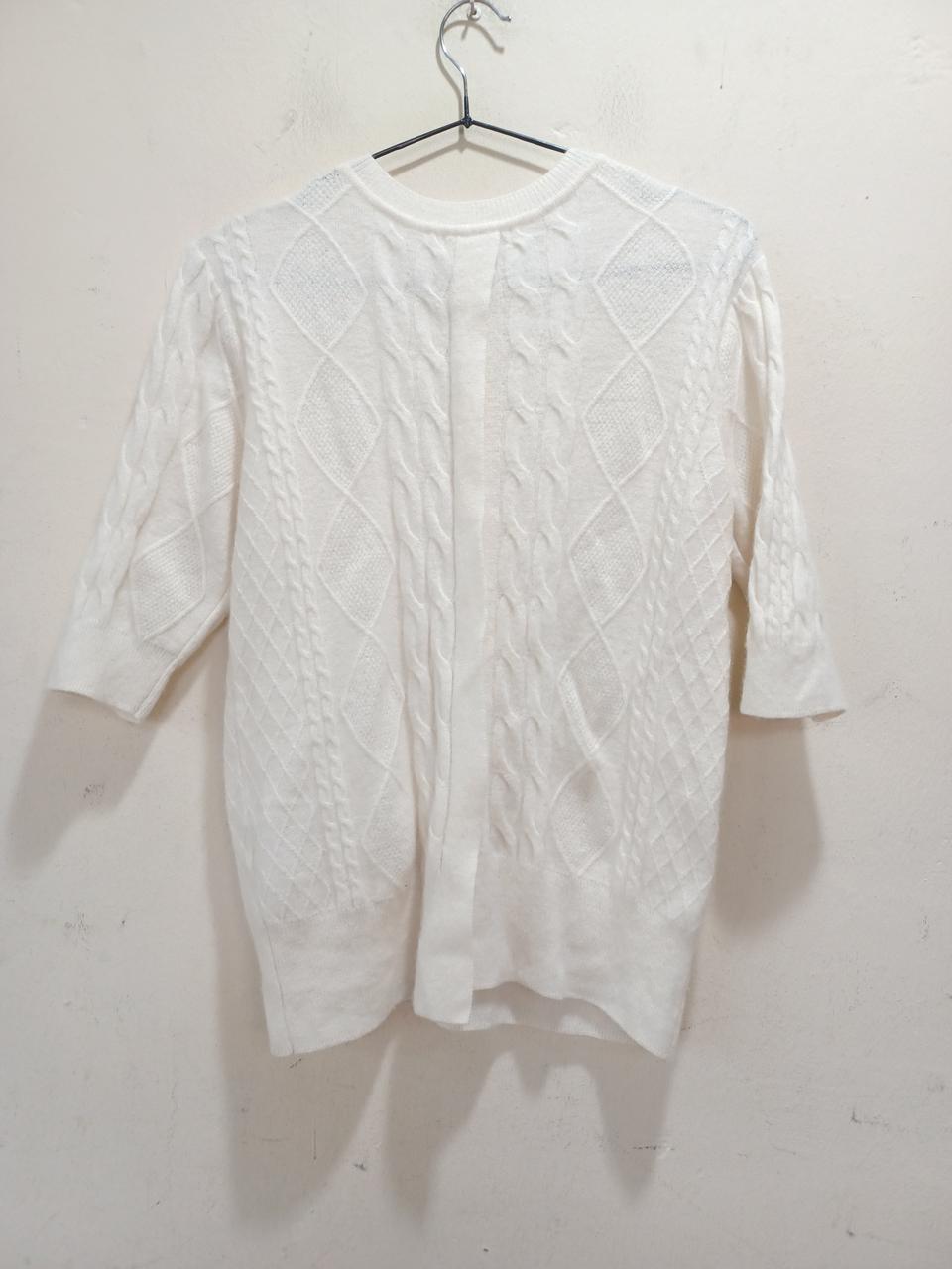 REUU 르우 아이보리색 꽈배기 니트