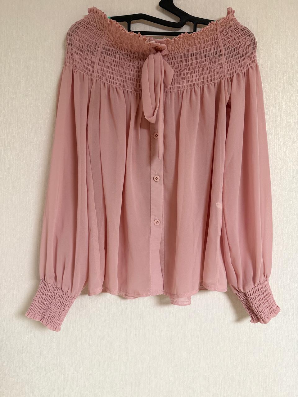 [새상품] 핑크 시스루 셔링 블라우스