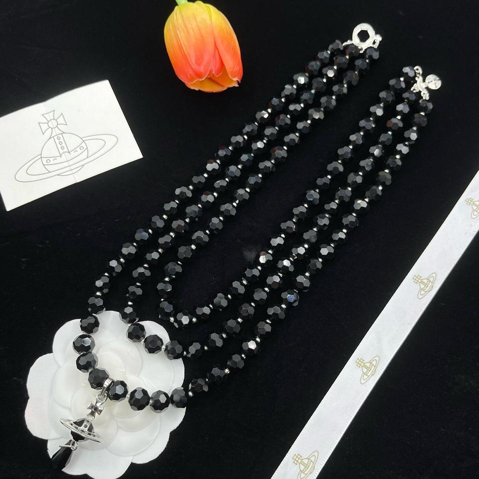 비비안 웨스트우드 트리플 스트랜드 목걸이