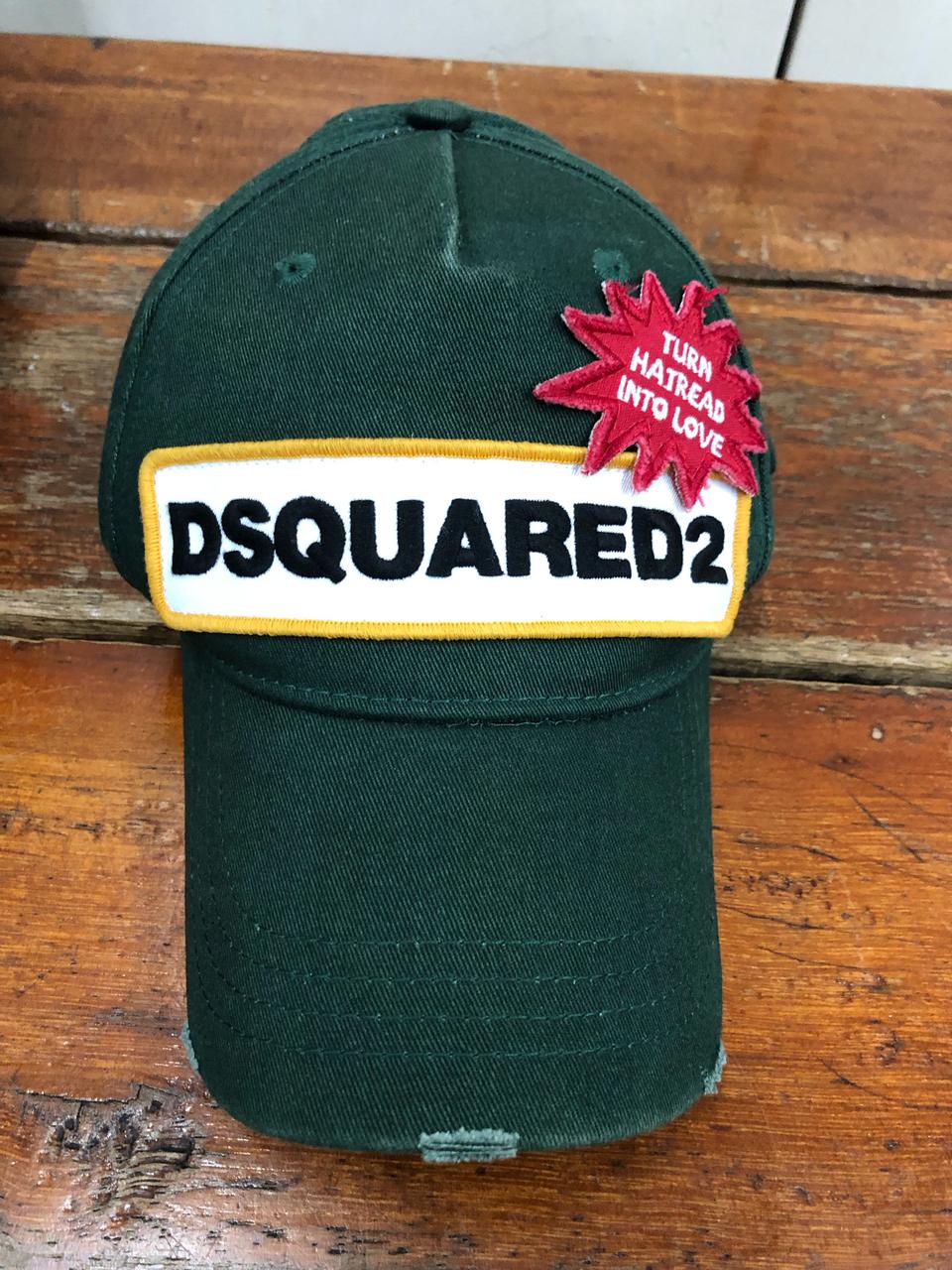 디스퀘어드2 모자