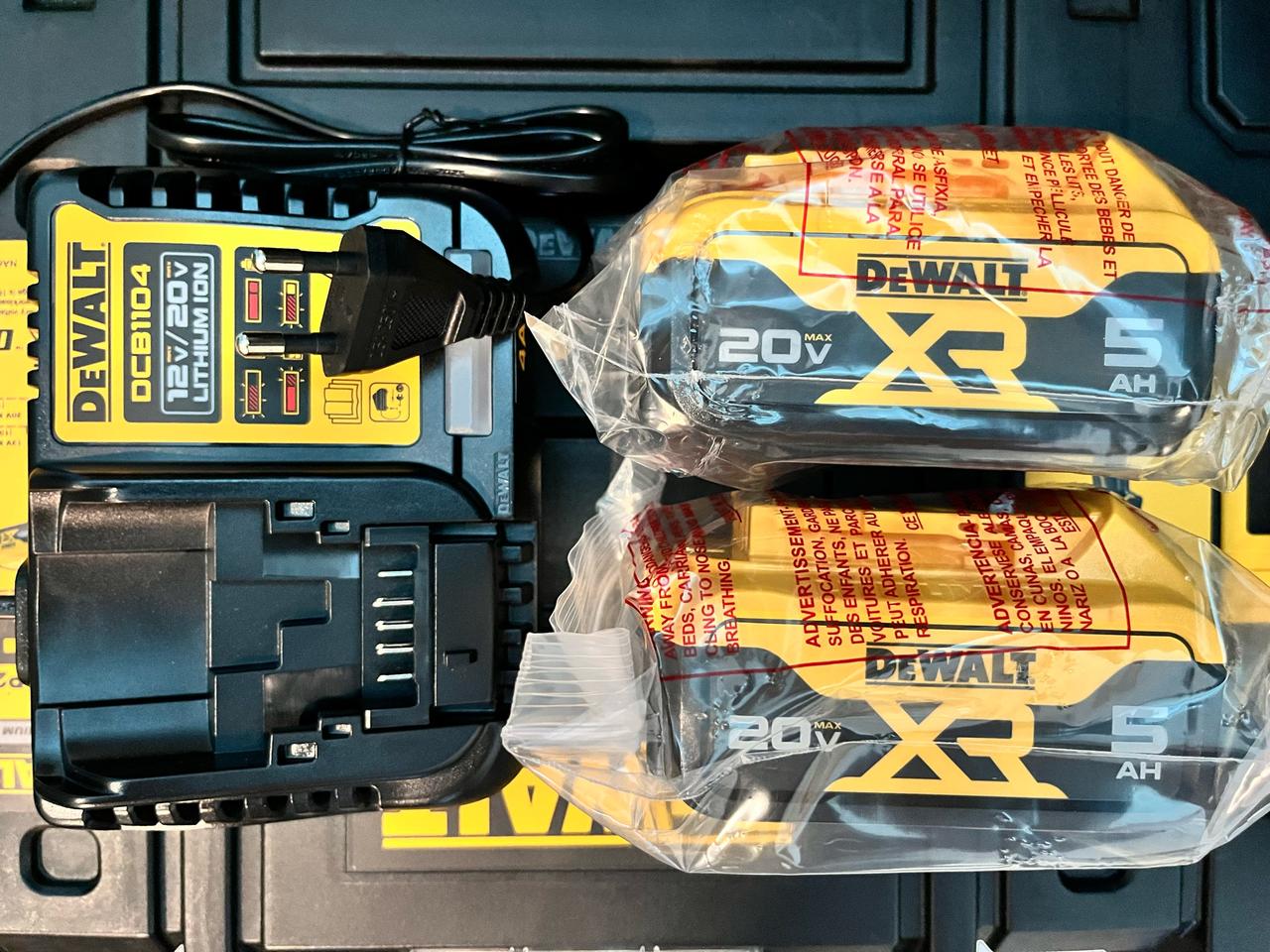 디월트배터리,충전기