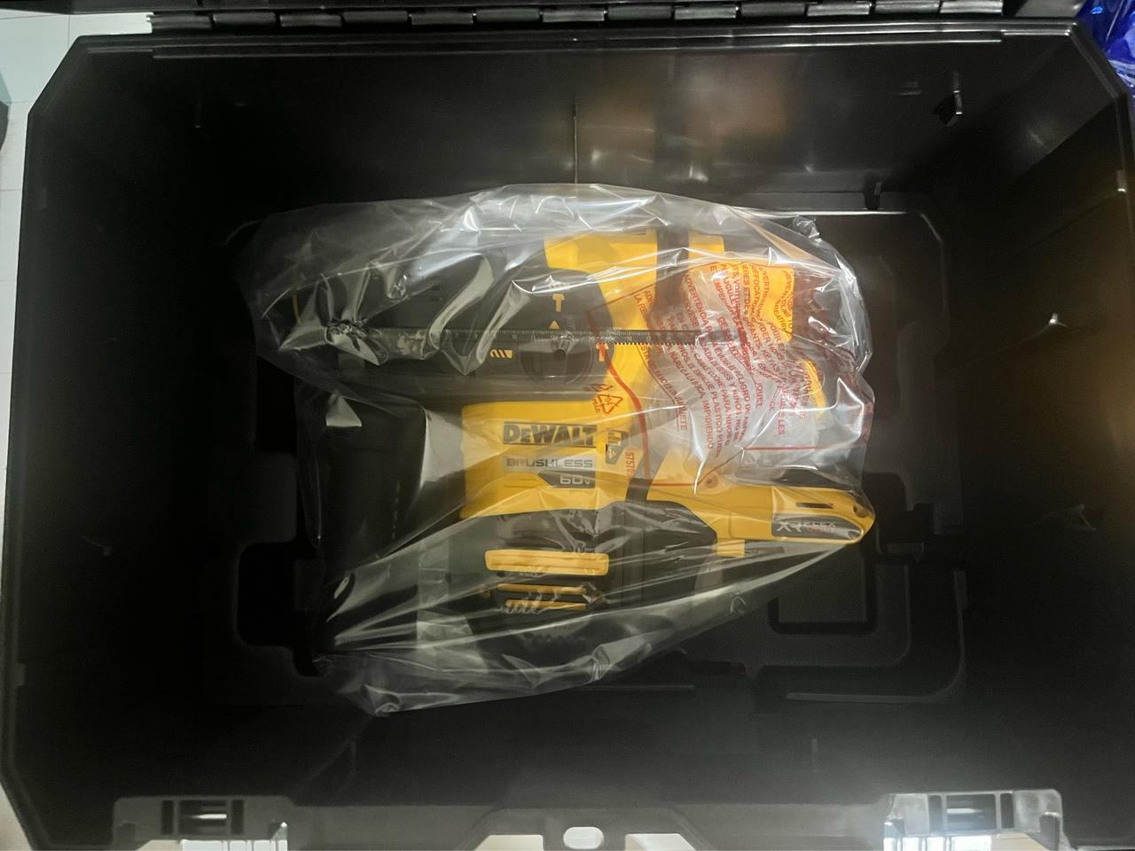 디월트 로타리해머드릴 DCH333