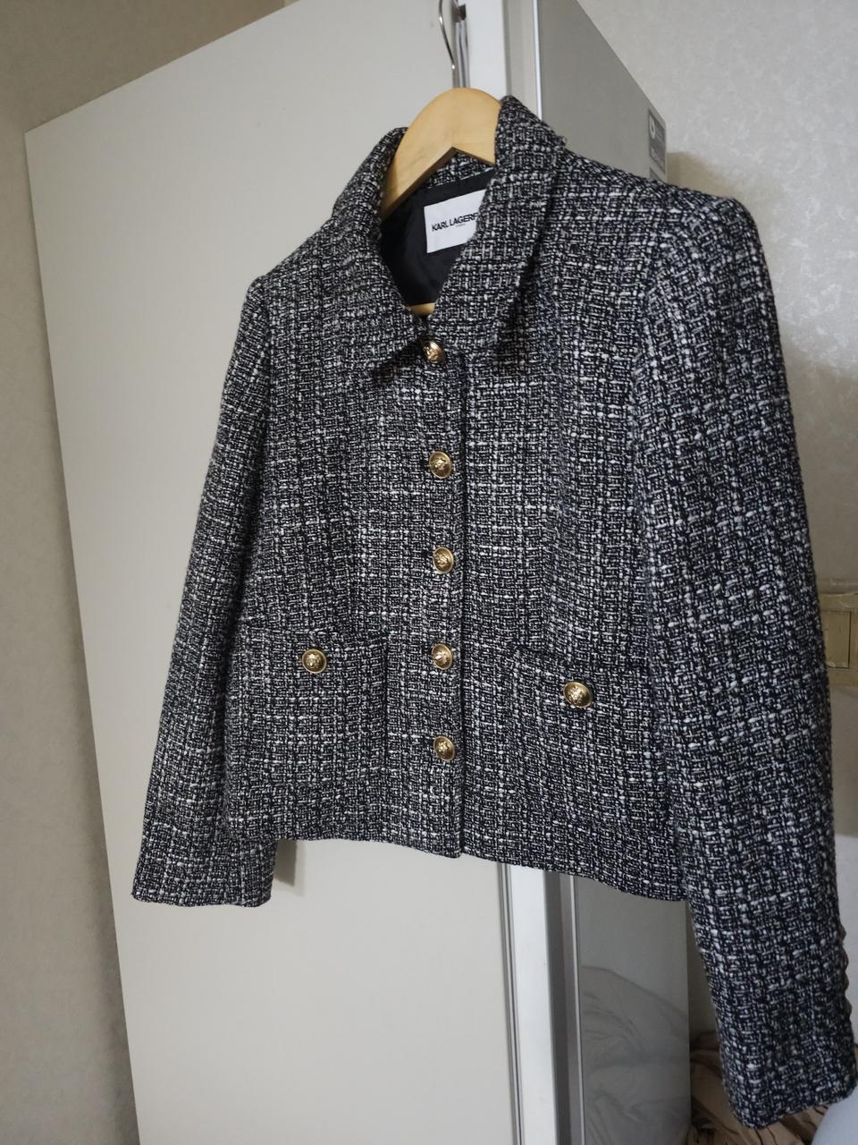 칼 라거펠트 트위드 금장 버튼 자켓
