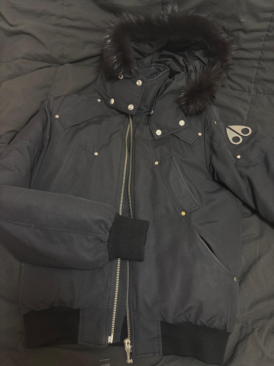 무스너클 패딩 판매합니다!