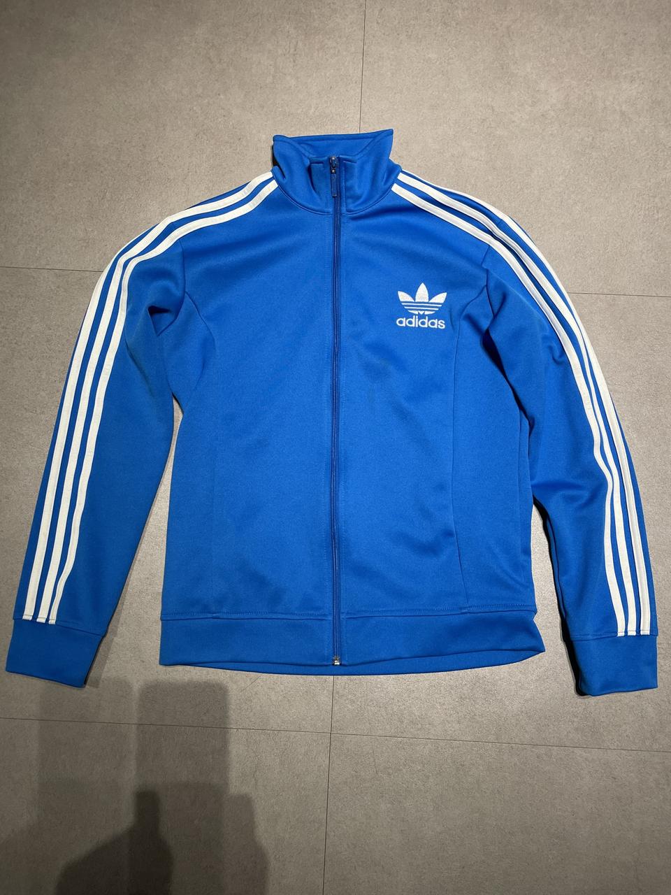 아디다스 파이어버드 트레이닝복 상하의 세트 판매합니다. 선명한 블루 색상