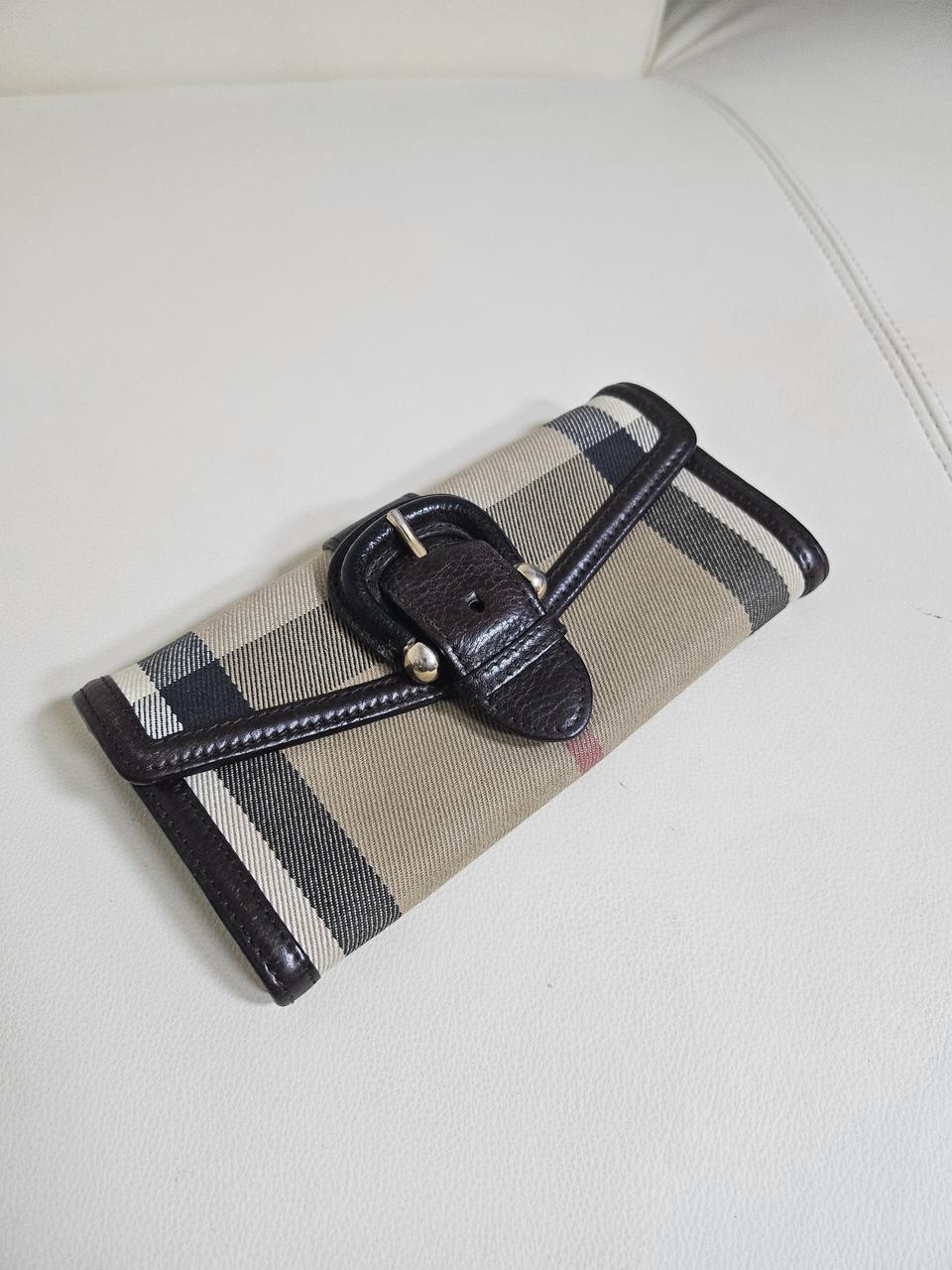 버버리정품 장지갑
