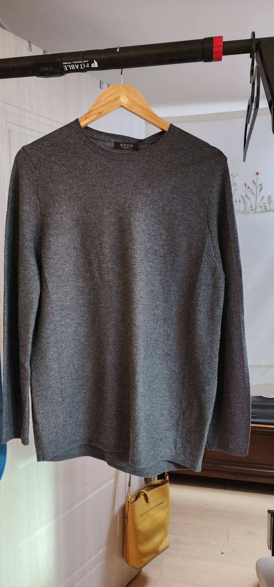 SOGO 브랜드의 블랙 니트 66-77 사이즈