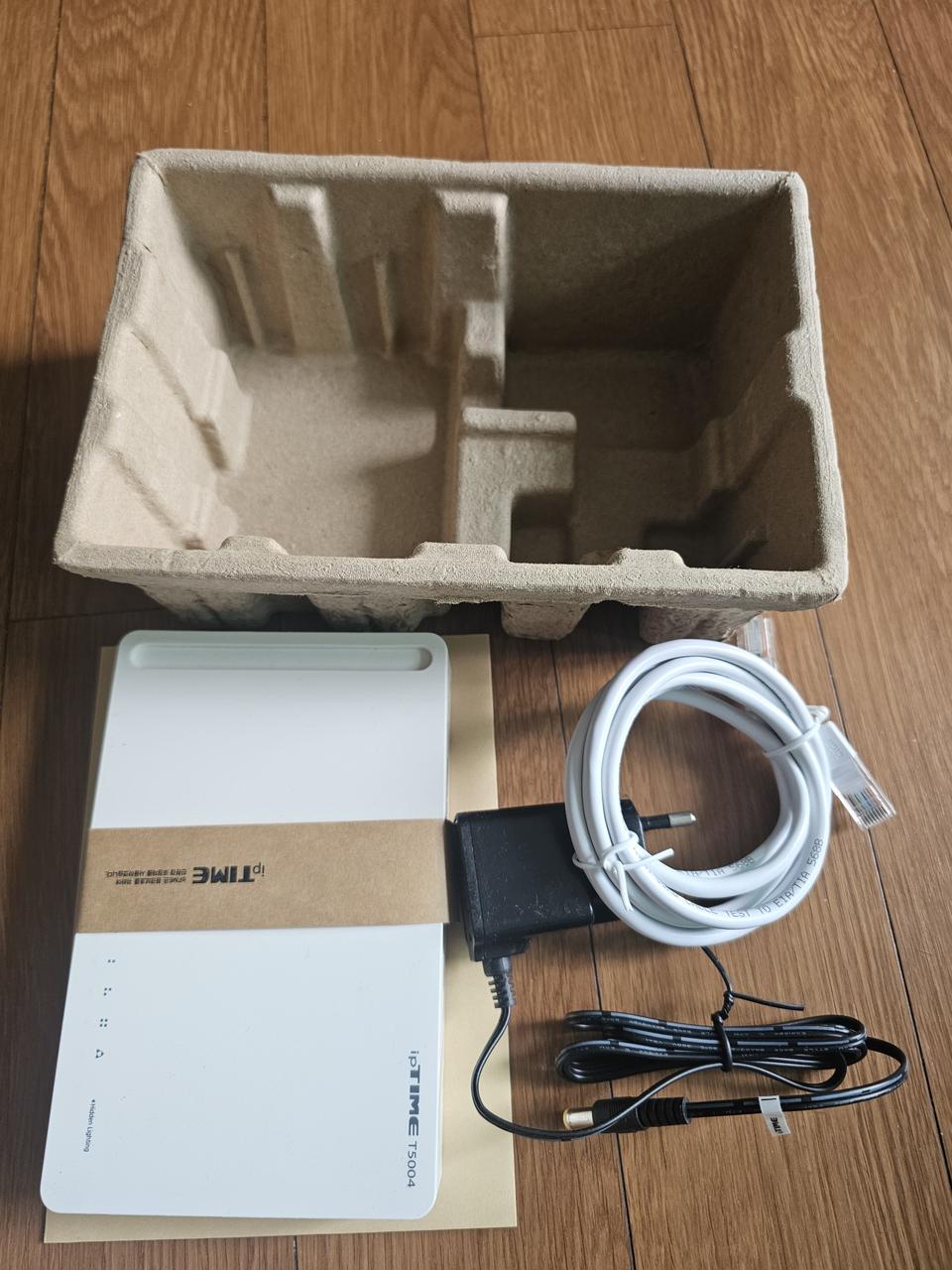 T5004 미사용 공유기 팝니다