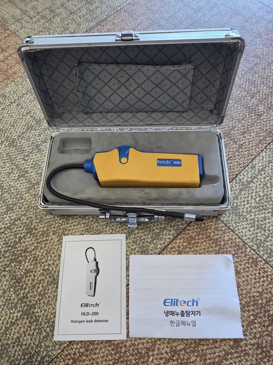 엘리텍 냉매 누설 탐지기 팝니다.