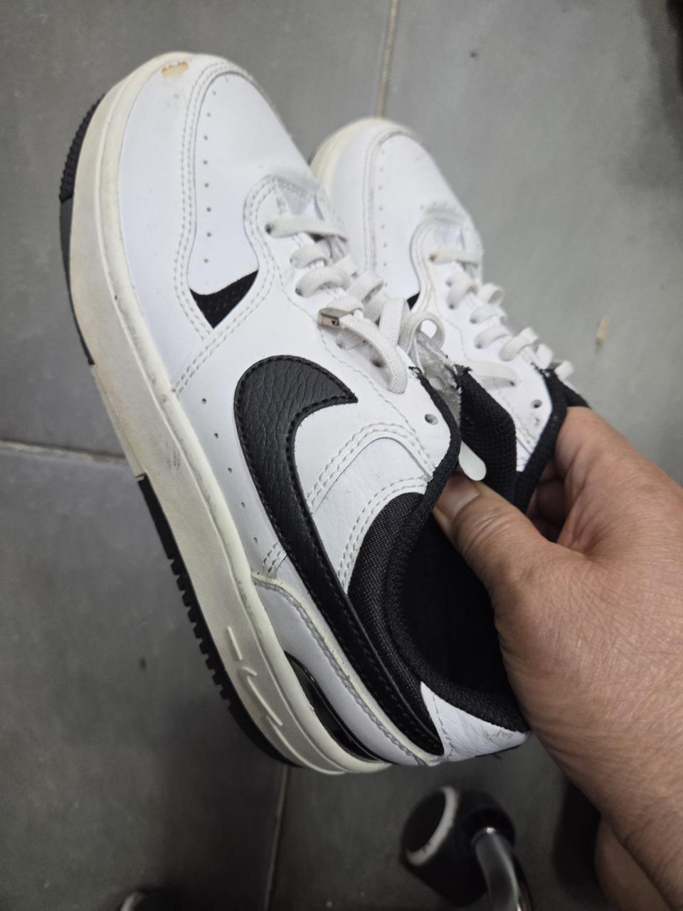 나이키운동화260