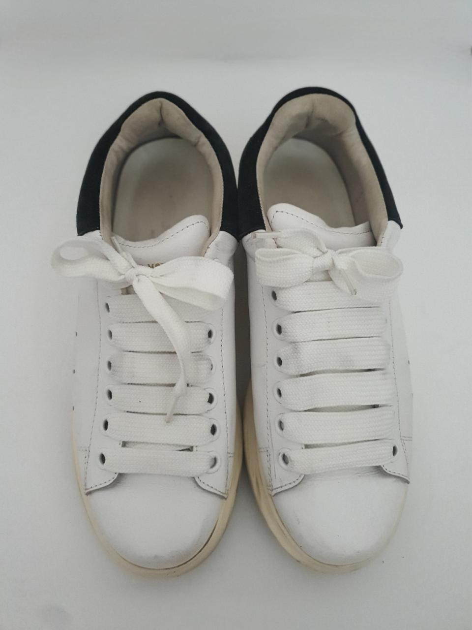 알렉산더맥퀸스니커즈 39