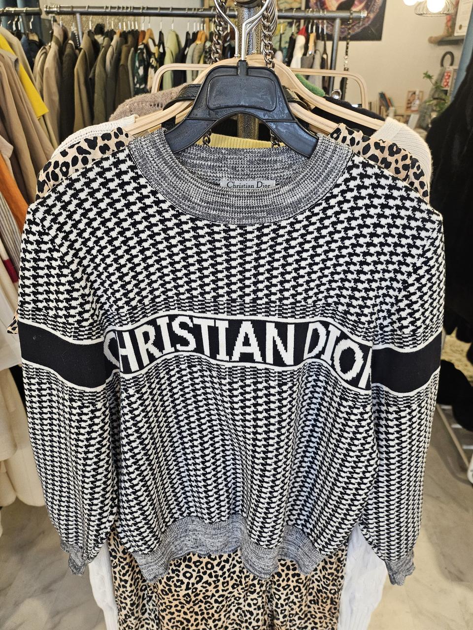 디올 여성니트