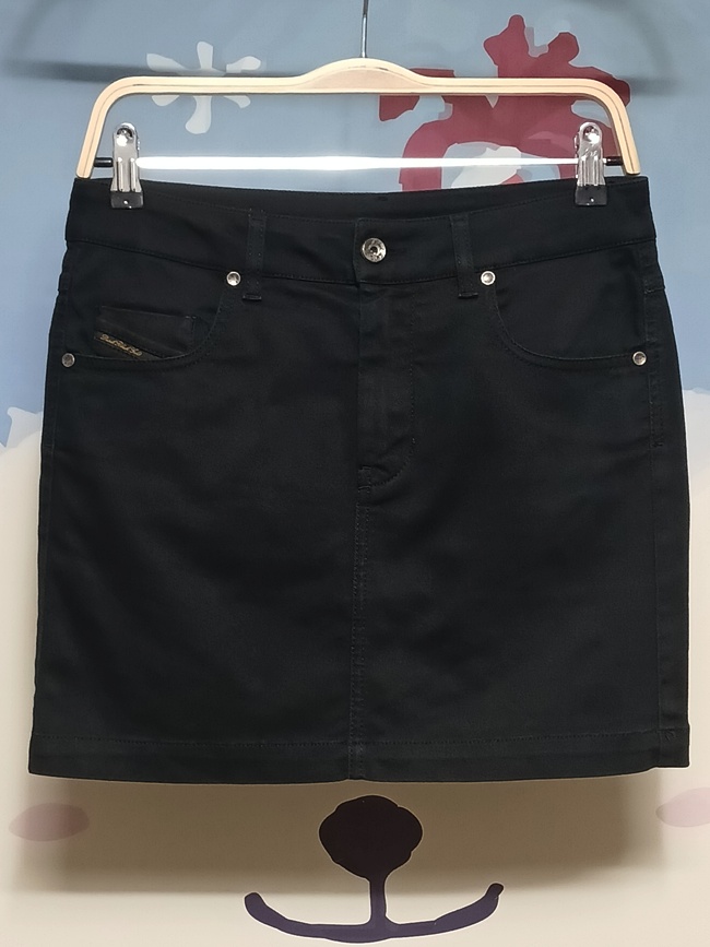 (28) 디젤 블랙 골드 스판 데님 치마 스커트