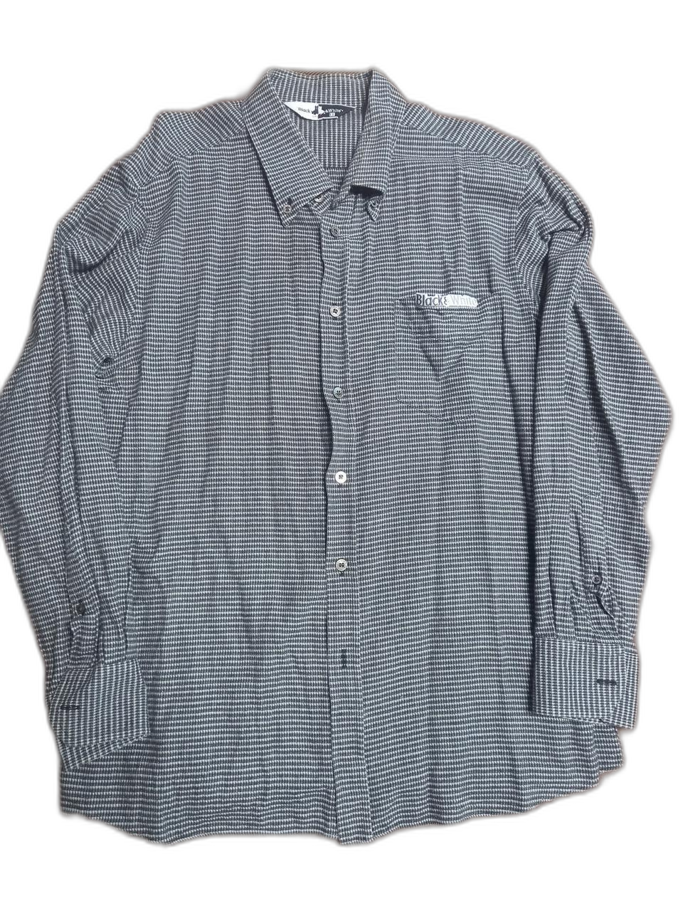 블랙앤화이트 두꺼운 셔츠      105