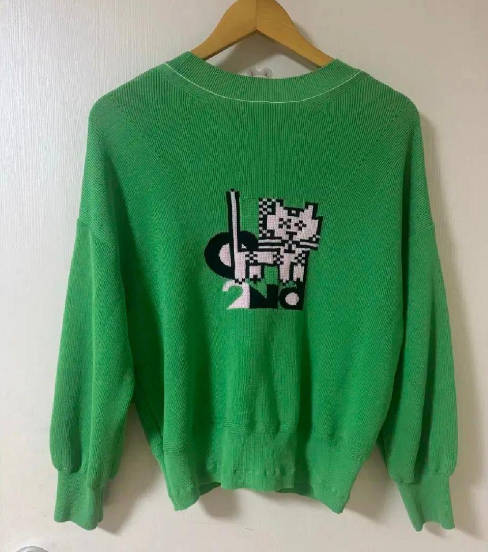 오즈세컨. 가디건/ 프리