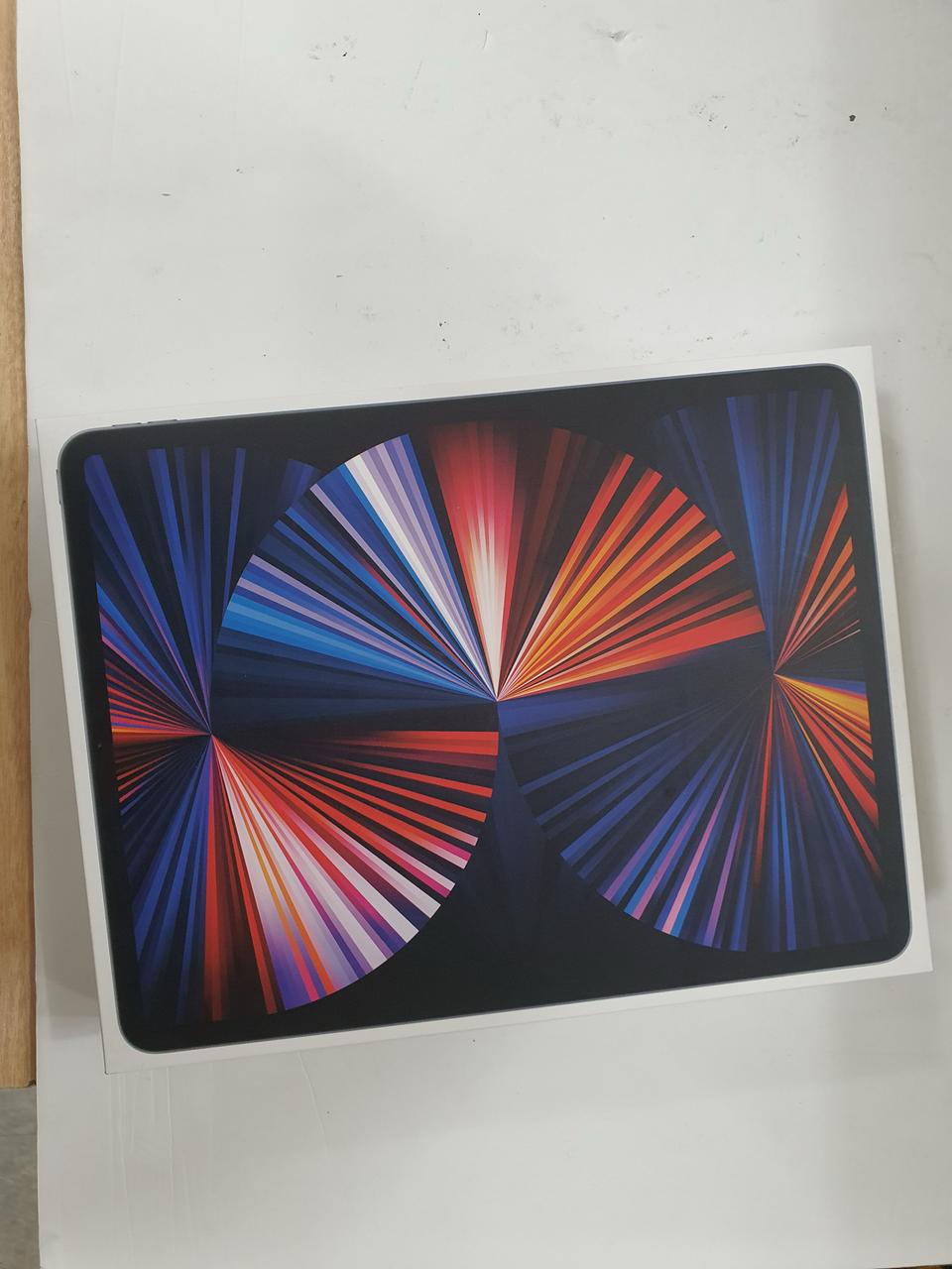 아이패드프로12.9 5세대 128gb 와이파이 판매합니다