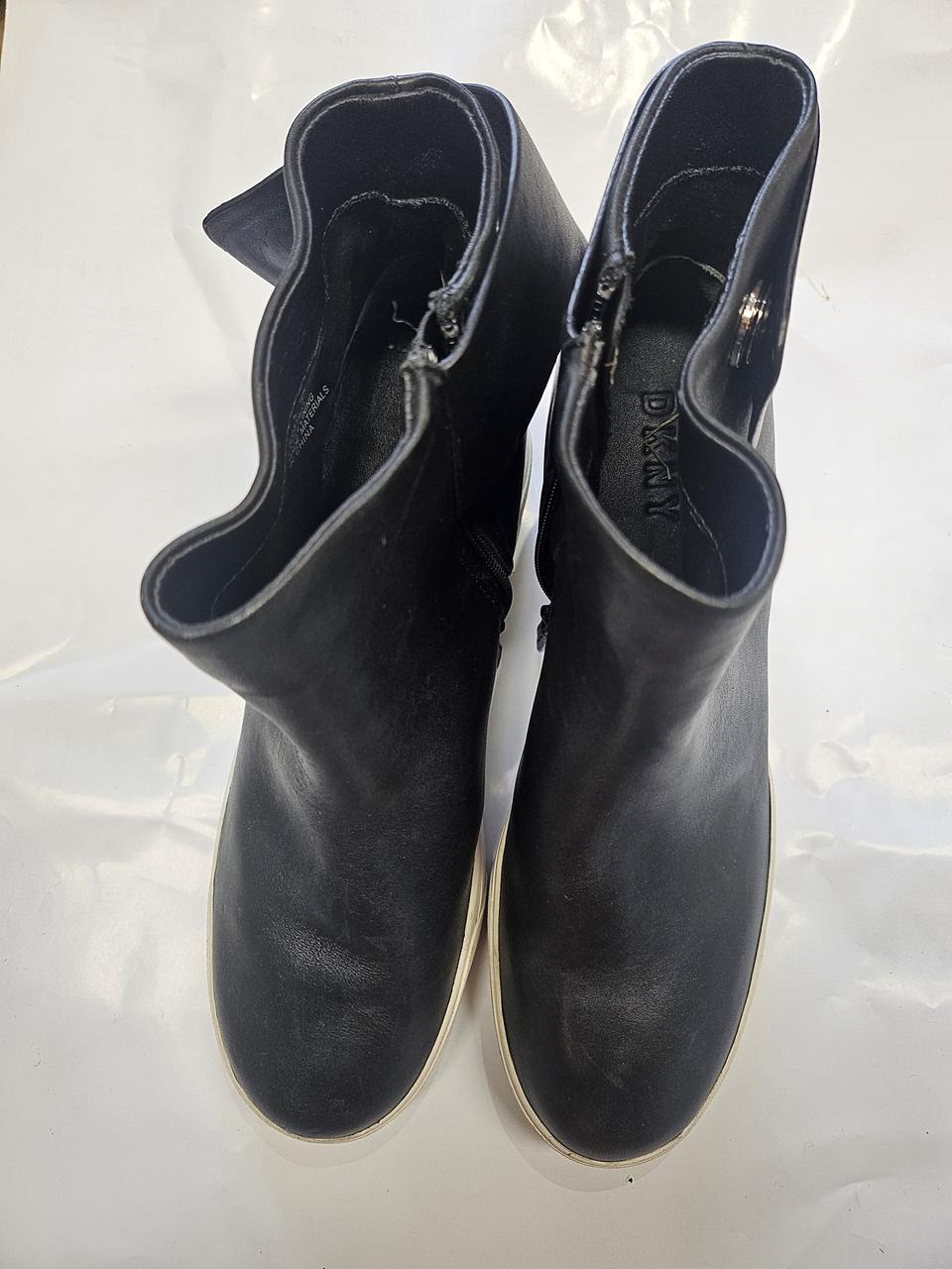 ♡DKNY블랙앵글  키높이부츠(255)