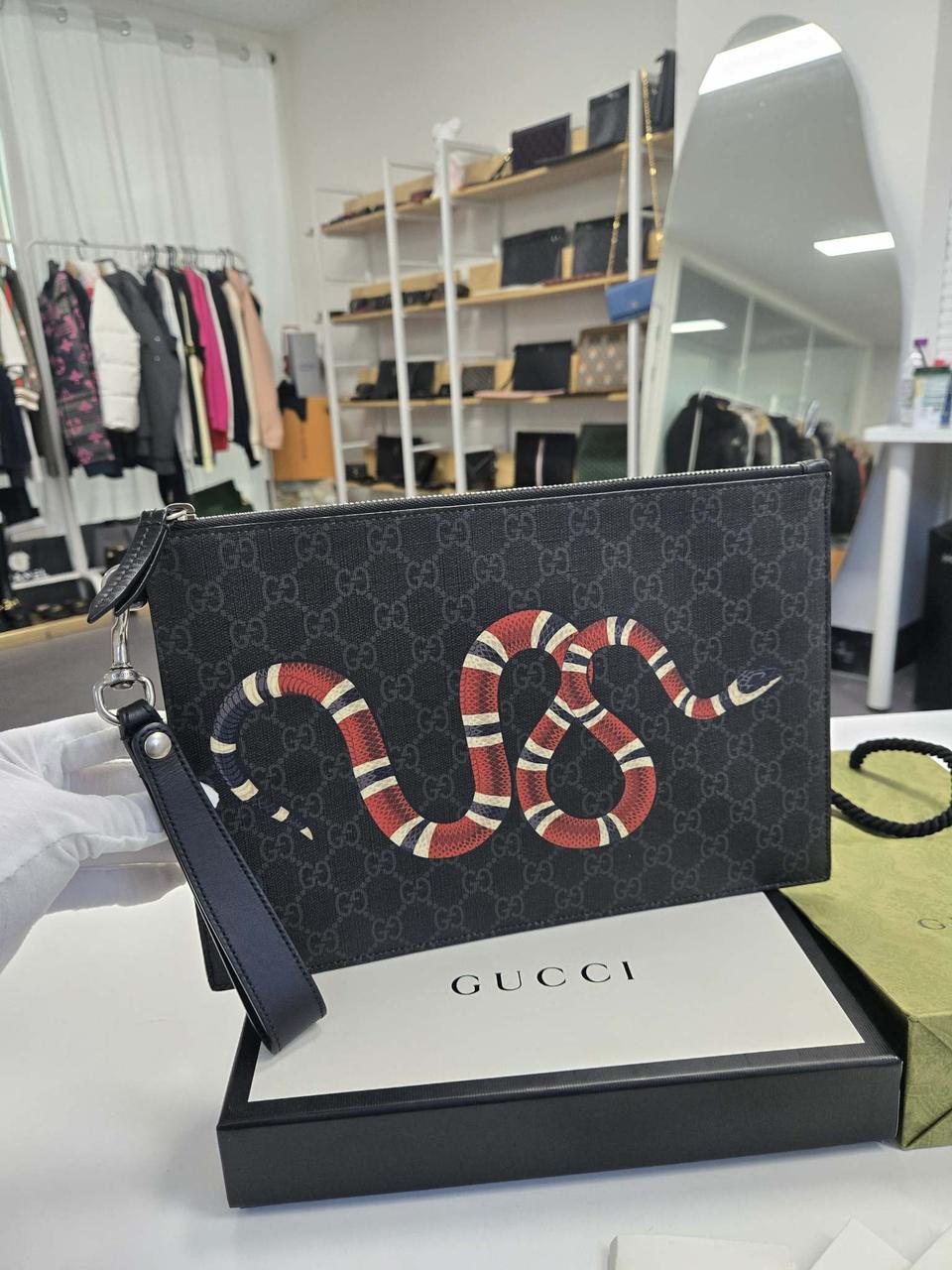[A급컨디션]구찌 킹스네이크 클러치백