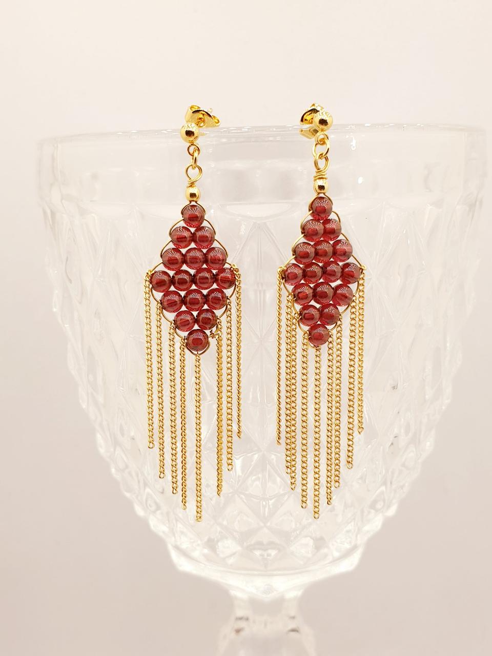 앨먼딘 가닛 샹드리에 귀걸이