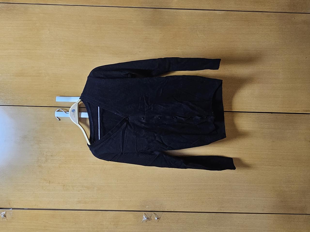 여성검정 가디건