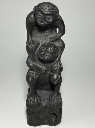 앤틱 석조각 _ "복숭아와 원숭이"높이 26cm