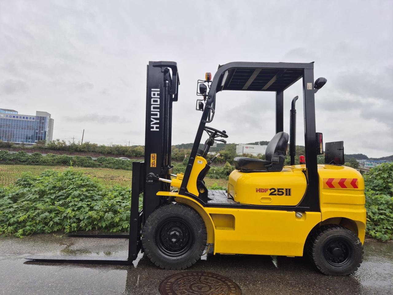 현대지게차 HDF25 3스풀 급처 A급