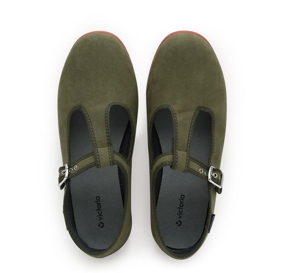 새것 빅토리아 메리제인 카키 사이즈 250 (정가86000원)