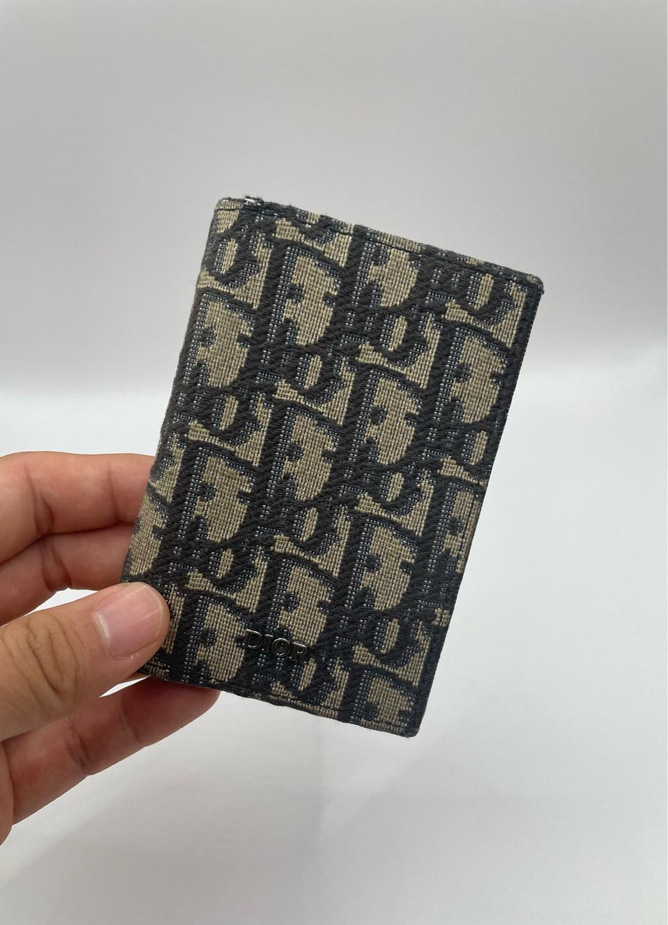 디올 오블리크 오거나이저