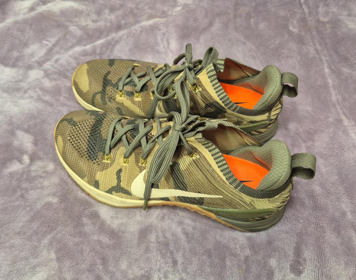 나이키 메트콘2 카모 운동화