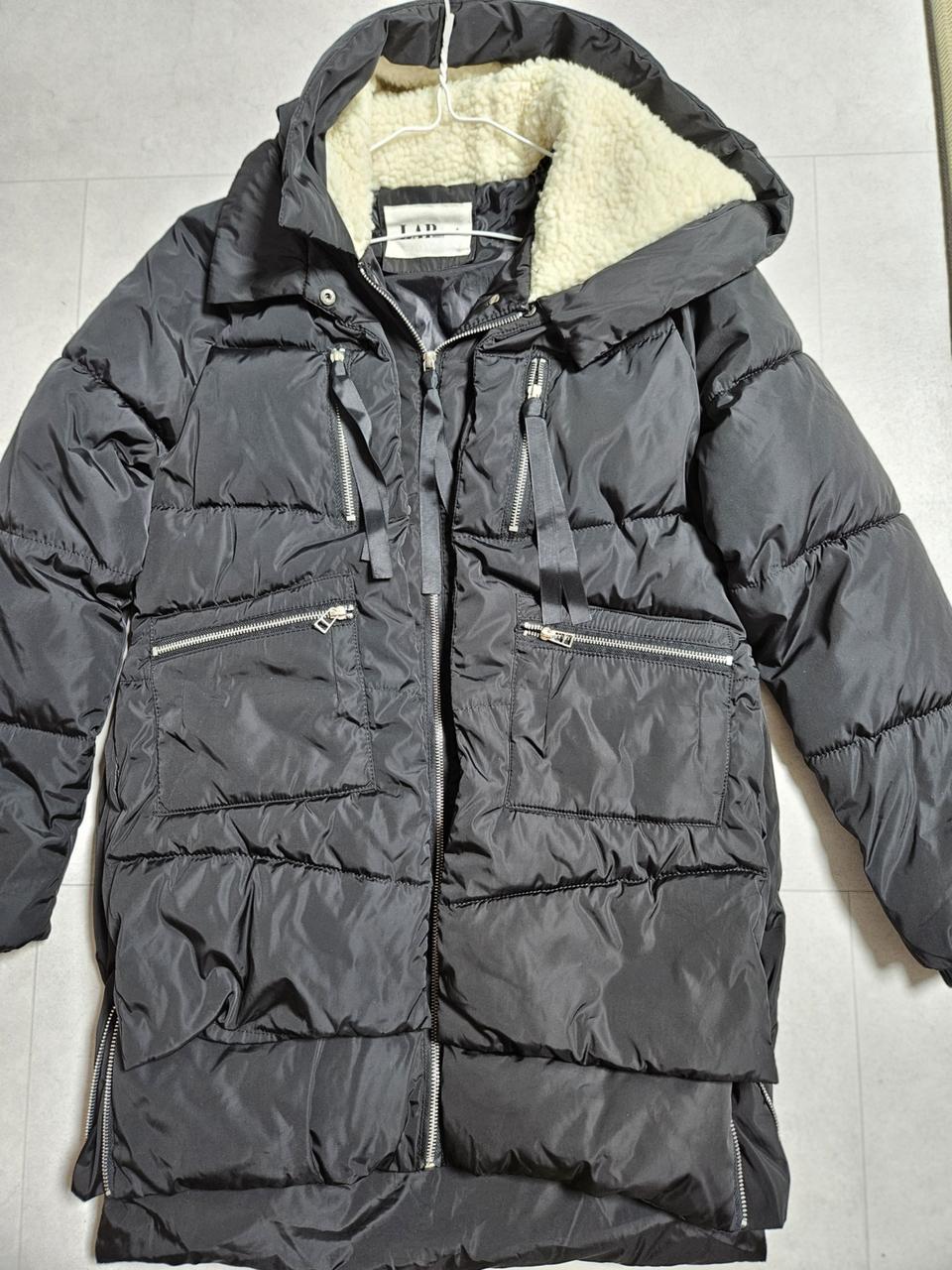 랩(LAP) 블랙 후드 롱 패딩  66