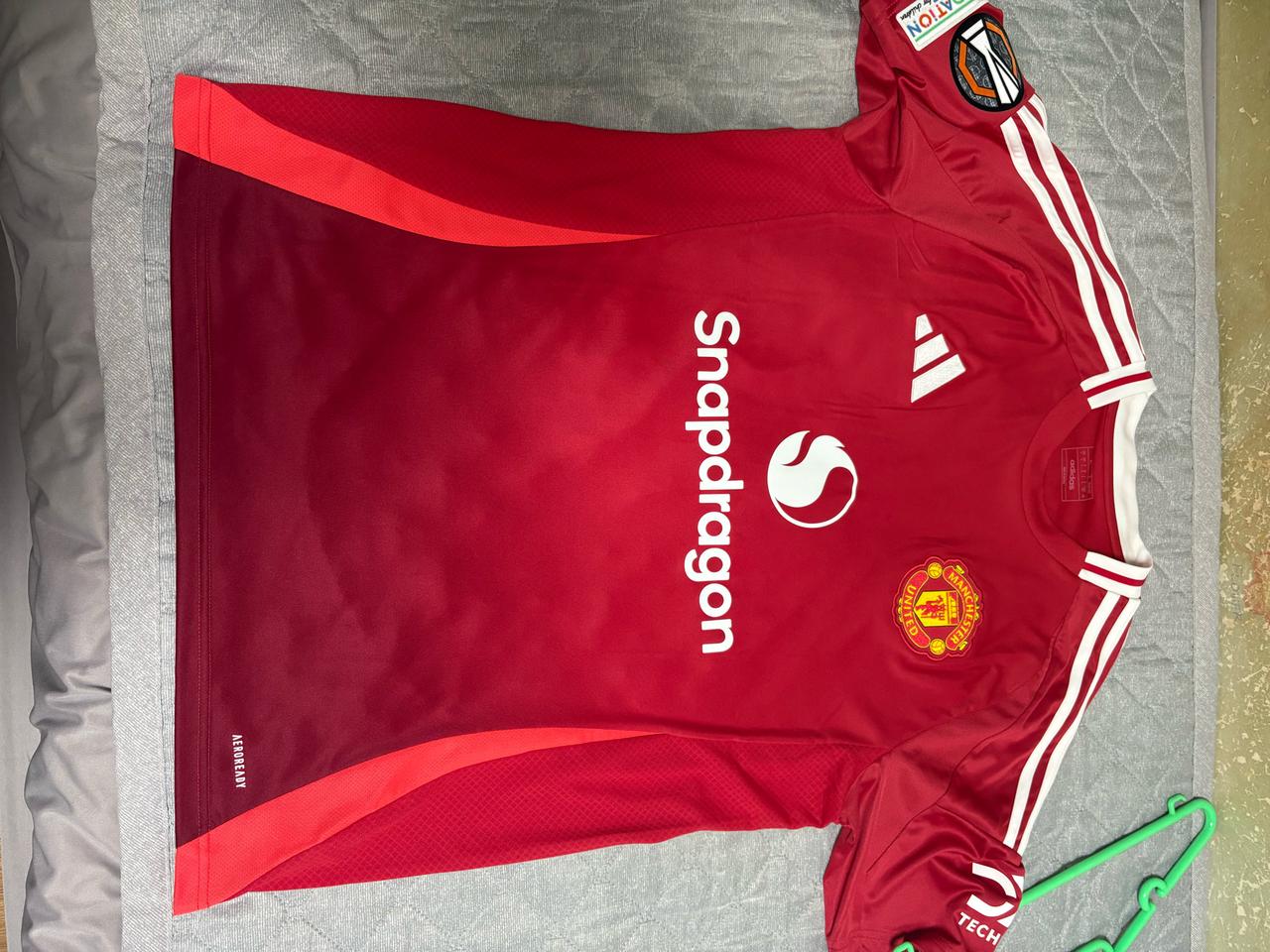 아디다스 맨유 유니폼