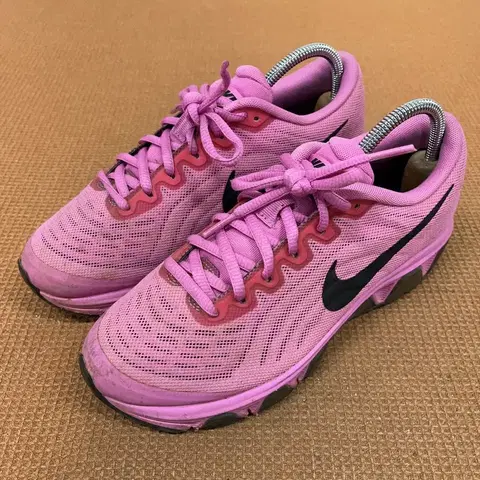 나이키 핑크 여자 운동화 에어 닝화 신발 235 G08623
