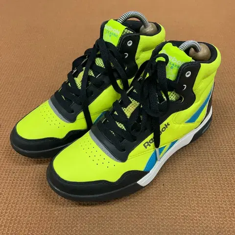 리복 이지톤 러너 미드 스니커즈 신발 240 G08661