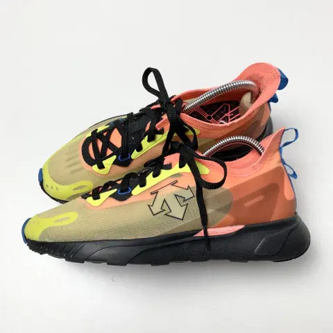 [240/정품] 데상트 스카이브리드뷰 여성 운동화신발