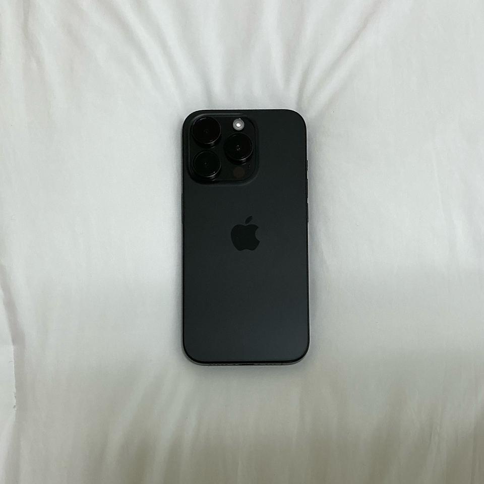 아이폰 15Pro 256GB 블랙 티타늄