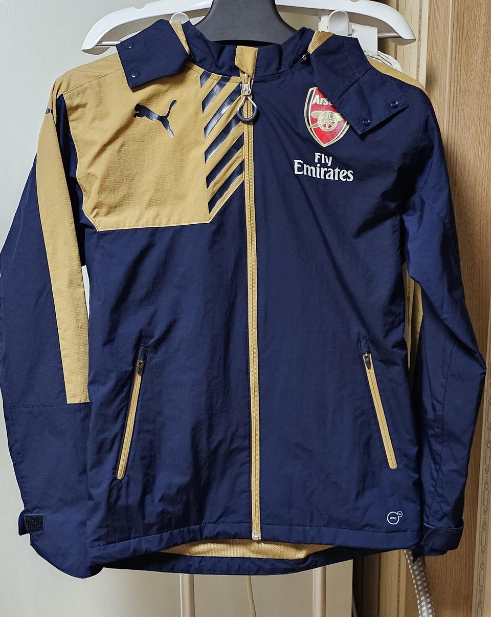 푸마 아스날 바람막이 자켓 네이비/골드