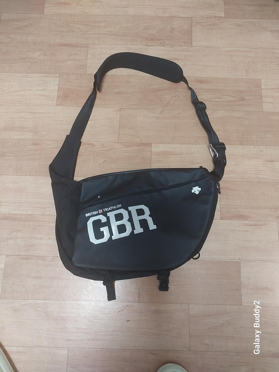 데상트골프웨어 가방